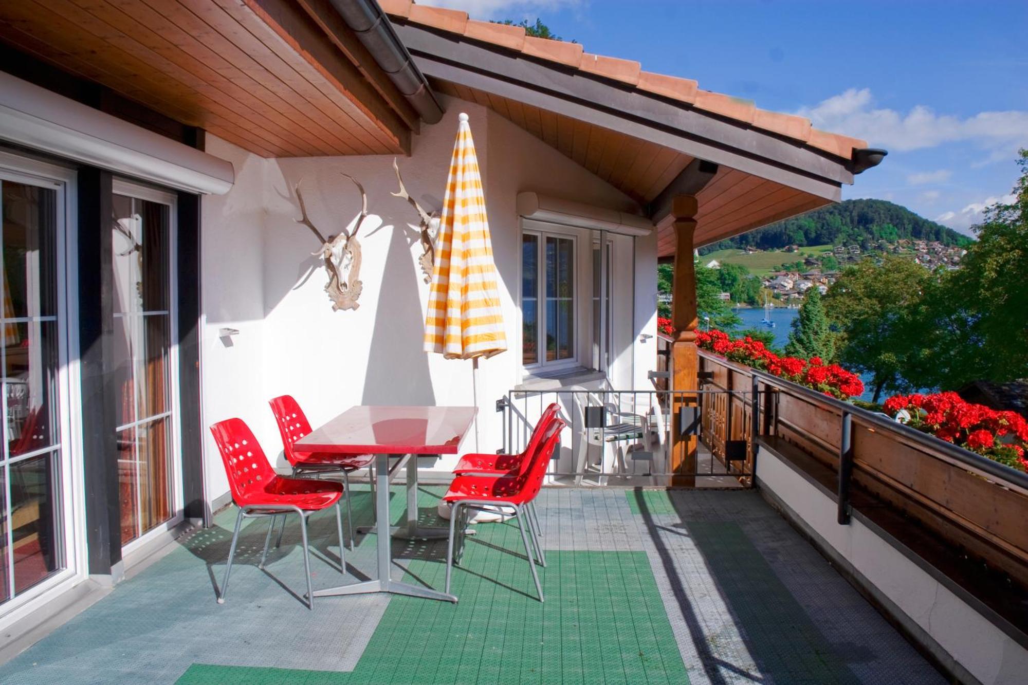 Seehotel Boutique Jaegerhof-Hubertus Faulensee Dış mekan fotoğraf