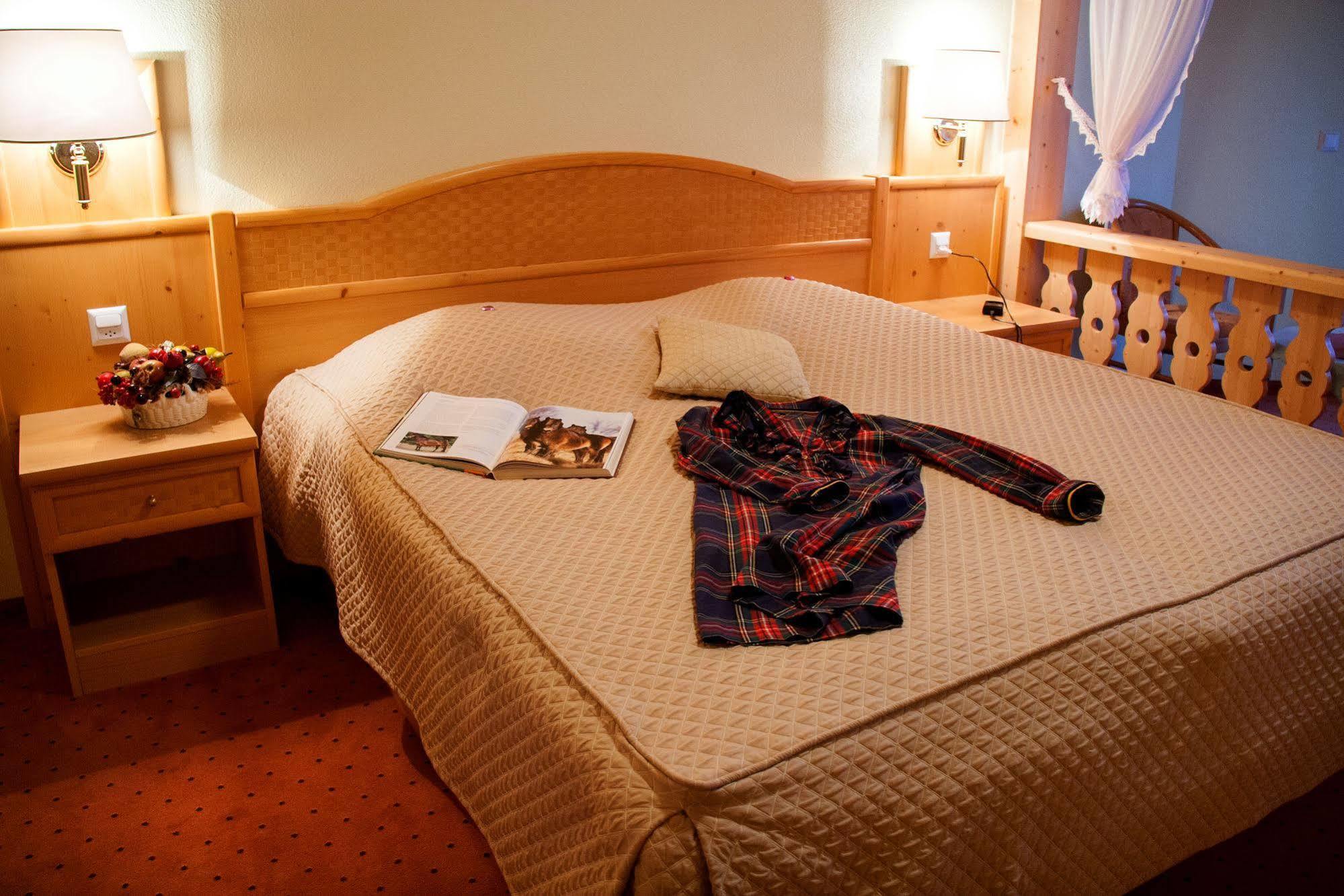 Seehotel Boutique Jaegerhof-Hubertus Faulensee Dış mekan fotoğraf